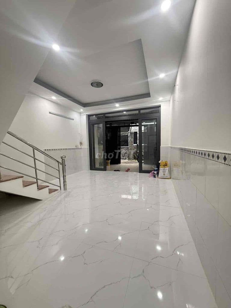 60m2 -20m2 sân-2PN-2wc nhà giữ tiền nhà cho thuê Tương lai mở đường