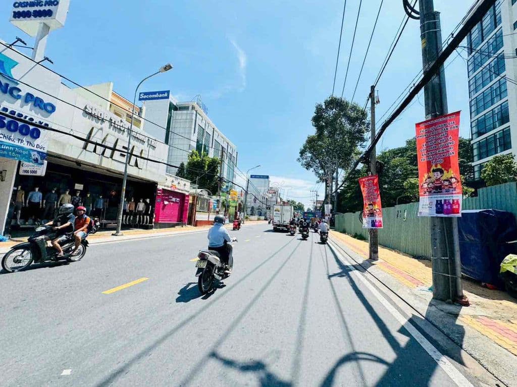 Vip Nhà 141M2 Ngang 6,3M Xe Hơi Vào Tận Nhà Cách Võ Văn Ngân Chỉ 150M - Ảnh 2