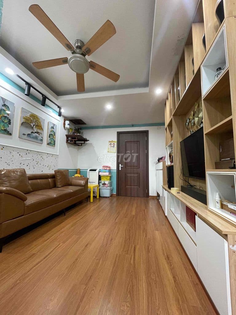 Chính chủ cần bán căn hộ 66m2 Toà hh3 linh đàm chỉ 2.6 tỷ - Ảnh 2