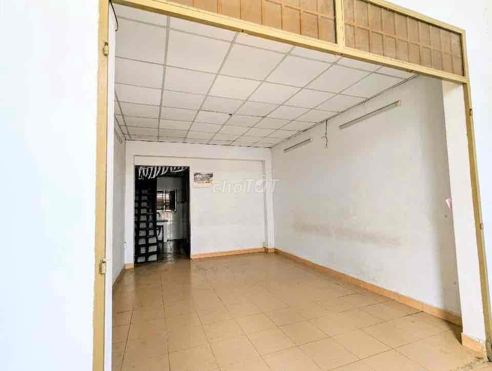 nhà 2 tầng diện tích đẹp hẻm xe hơi Lạc Long Quân - Ảnh 2