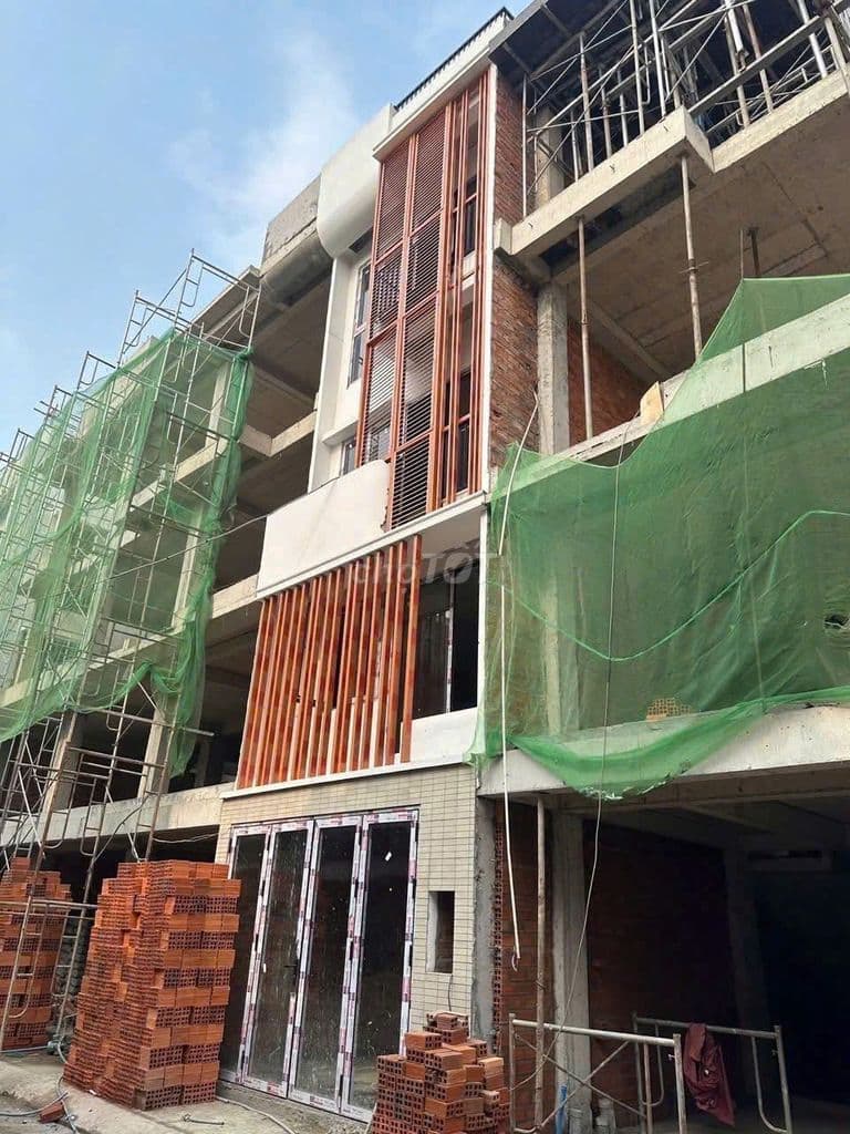 Nhà phố 4 tầng - 1 tum chuẩn Nhật ở Bình Tân, HCM - Ảnh 2