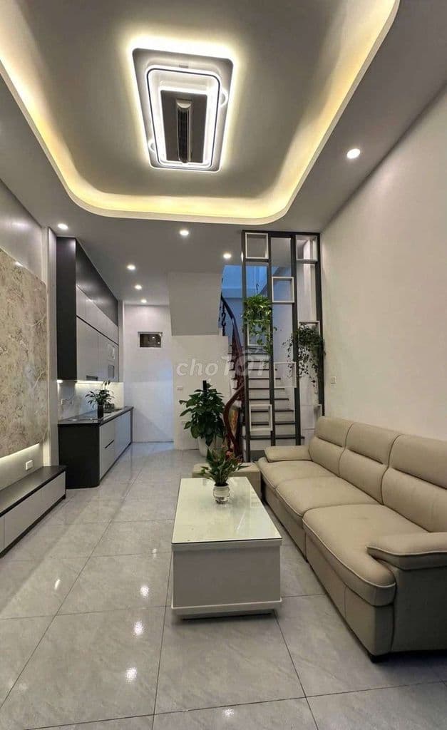 Bán nhà Tây Hồ 30m 5T giá 7.6 tỷ, ba gác, gần phố, gần hồ Tây - Ảnh 3