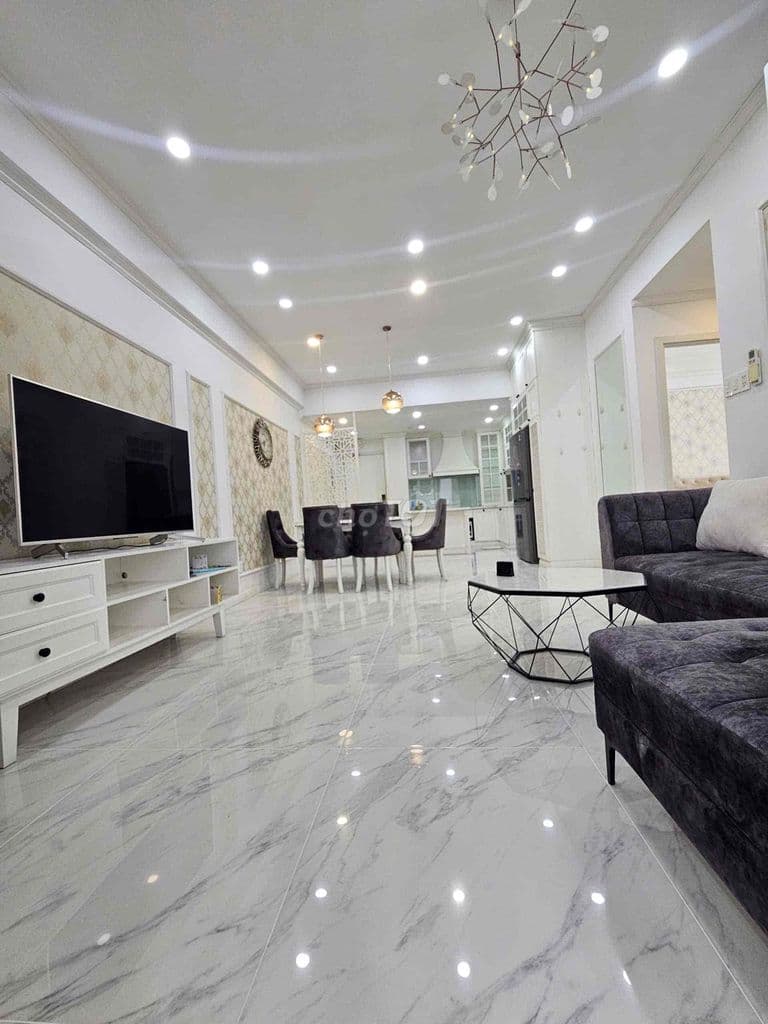 Căn hộ 2PN 85m2 đầy đủ nội thất mới VẠN ĐÔ