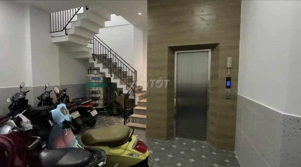 BÁN GẤP TÒA CHDV 6 TẦNG NGAY CV LÀNG HOA HĐT KHOÁN 55TR/TH GIÁ 12,5 TỶ - Ảnh 2