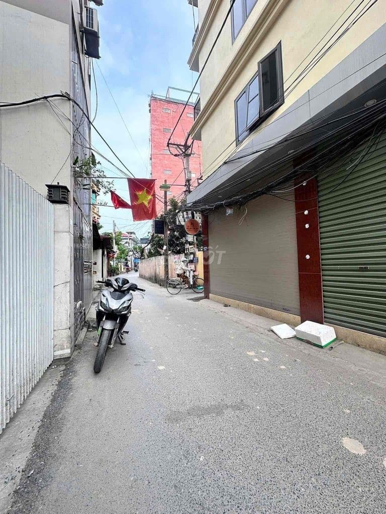 Tôi bán nhà Đại La,Hai Bà Trưng - 34m2x5T - 20m ra phố - giá đầu tư