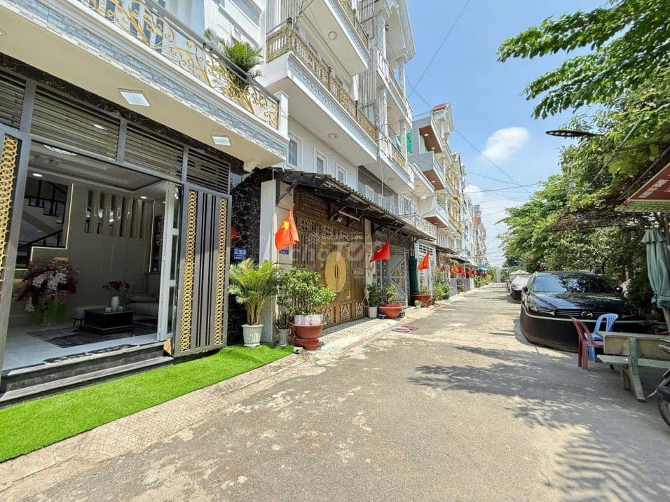 TẶNG NỘI THẤT - NHÀ 4 TẦNG HIỆP THÀNH 07 Q12 - HẺM 9M - NGANG 5M - Ảnh 3