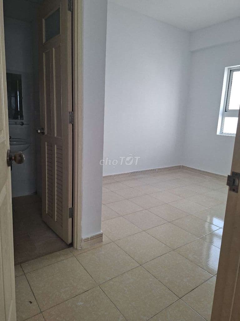 bán căn hộ 69m2,góc 1ty4 2PN, C/C HQC Plaza cách Q1 20p ngay chợ BĐ