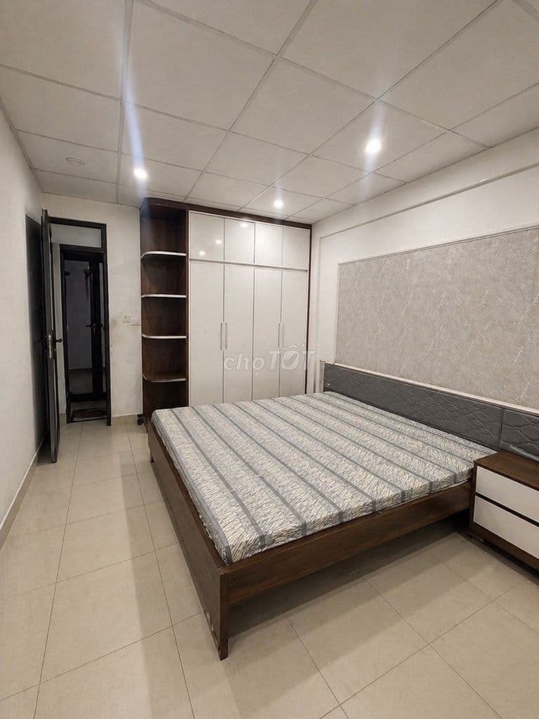 TẦNG 1 Ô TÔ TRÁNHnSÁT BỆNH VIỆN BẠCH MAI MỞ PHÒNG KHÁM KINH DOANH ĐỈNH - Ảnh 3