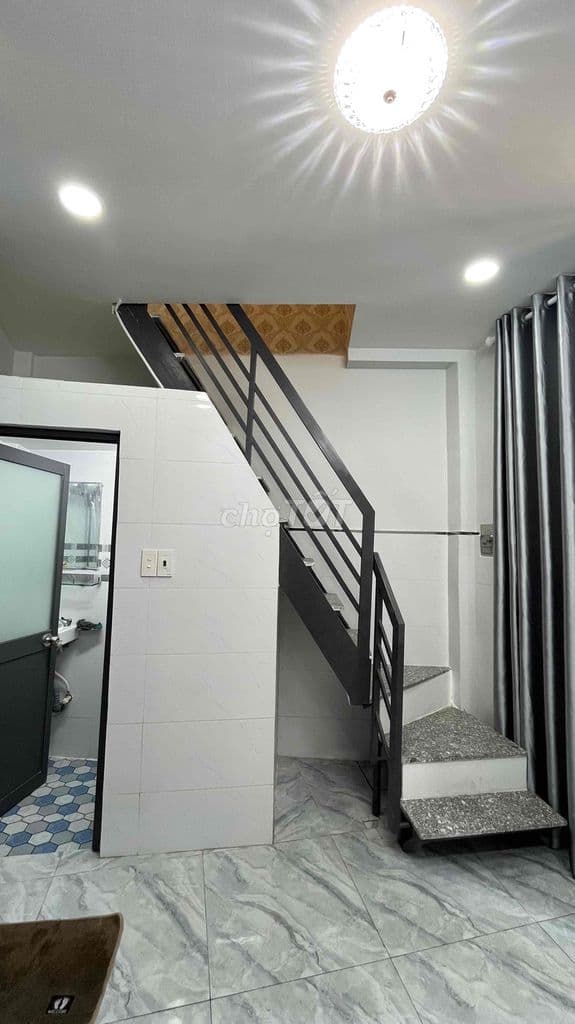 bán nhà mặt tiền mới 100% đường lạc long quân p3Q11 ngay đầm sen - Ảnh 2