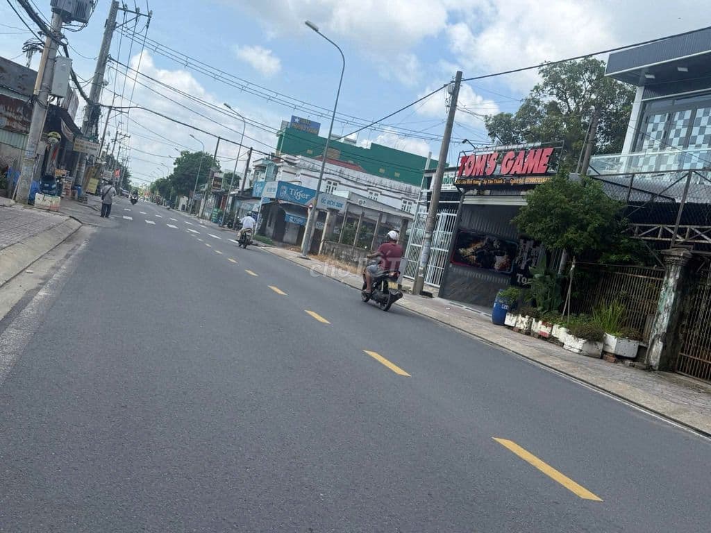 Bán Nhà Mặt Tiền 66m2 Đường Liêu Bình Hương tân thông hội 1 tỷ 450 - Ảnh 2