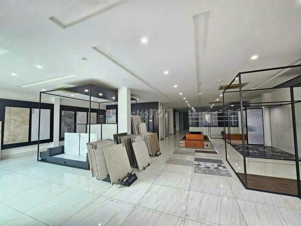 Bán tòa nhà Văn Phòng mặt tiền đường Cộng Hòa, 12 x 25. Hầm, 6 tầng. - Ảnh 3