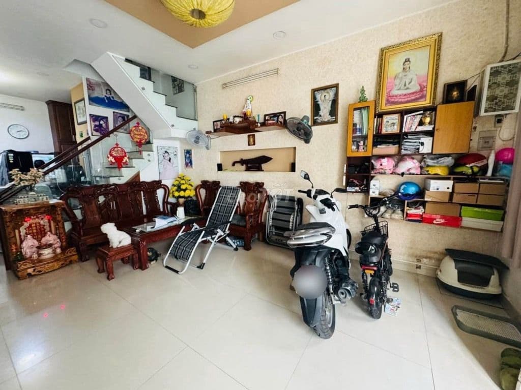 NHÀ ĐẸP GÒ VẤP NHỈNH 5 TỶ - HẺM Ô TÔ - NGANG 4.4M - KẾ BÊN CITILAND - Ảnh 3