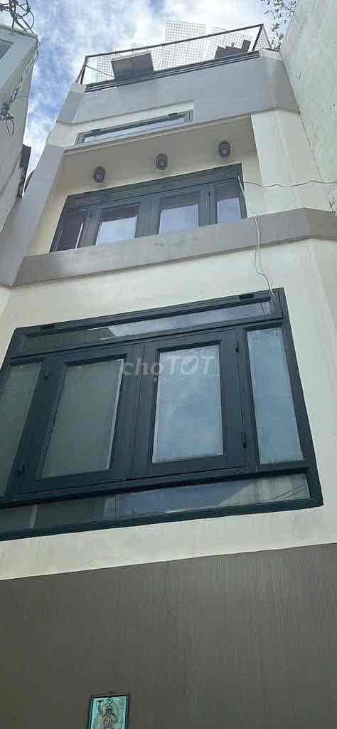 BÁN NHÀ 4 TẦNG BTCT 22m2 CÓ SÂN THƯỢNG 3PN-HẺM 3,5m THÔNG-NHỈNH 3 TỶ - Ảnh 2