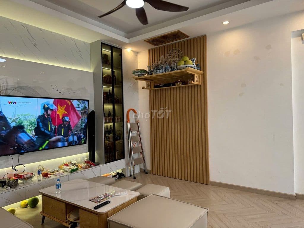 HÀNG ĐỘC TRUNG TÂM CẦU GIẤY – 61M2 4.95 TỶ. FULL NỘI THẤT. - Ảnh 3