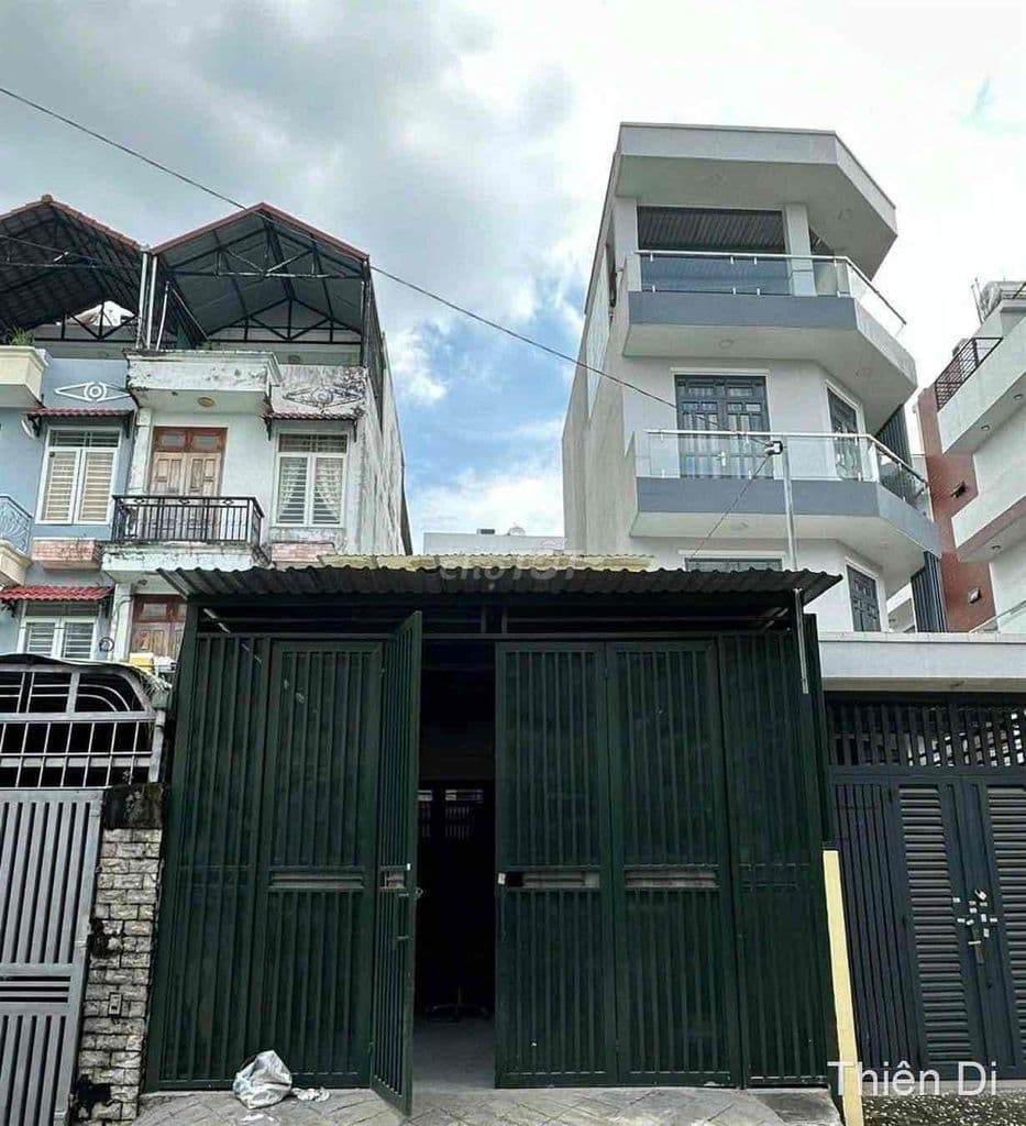 nhà mặt tiền bờ kênh thạnh lộc 13 5,5 x22m nhà cấp đất thổ cư