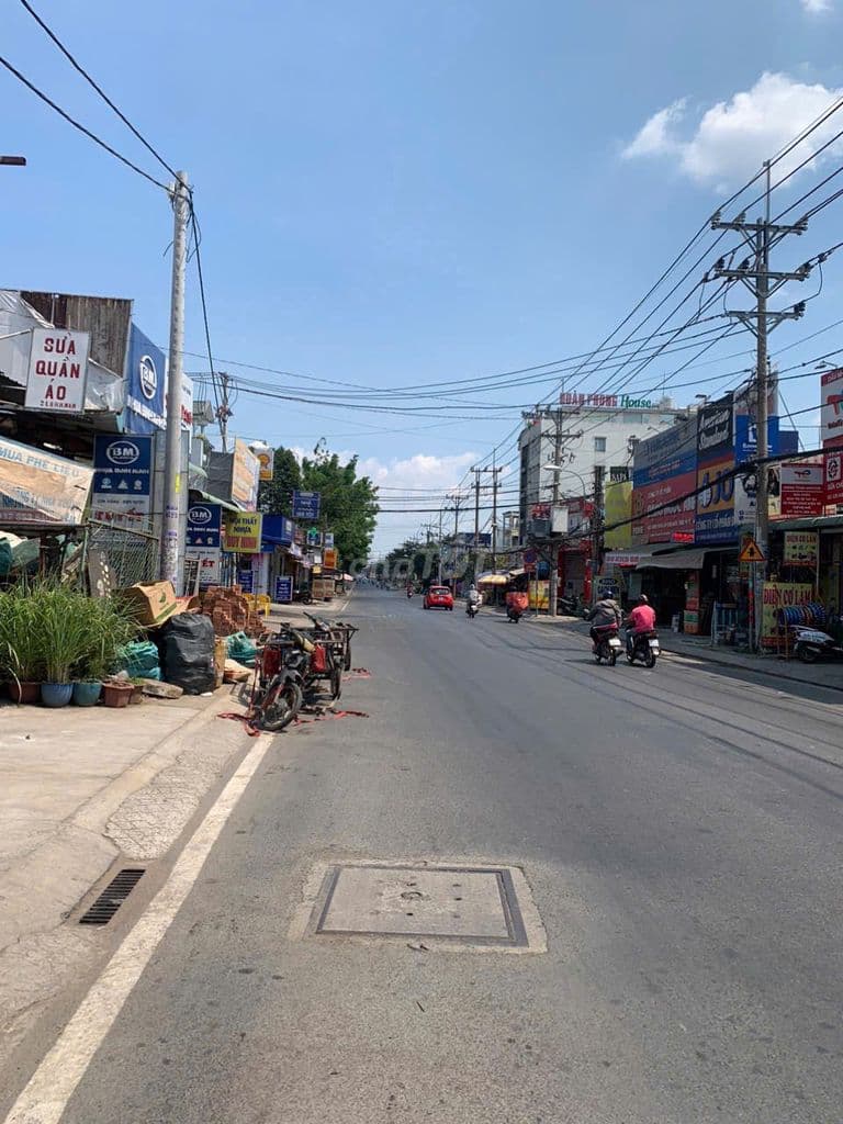 Chính chủ bán đất mặt tiền 225 Hoàng Hữu Nam, 187 m2 giá chỉ 22 tỷ