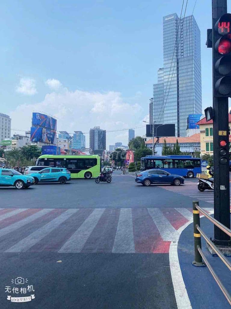 Giá: 19Tỷ500 - QUẬN 1 – GẦN Nguyễn Huệ & Trần Hưng Đạo – 5 TẦNG • DT