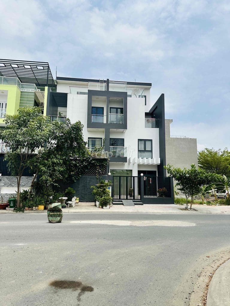 5,4TY CHO 108m2- kdc đồng bộ Phước Kiển Nhà Bè