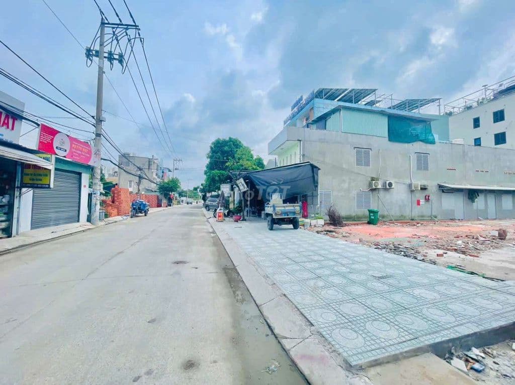 Đất góc 2 mặt tiền, tiện kdbb đa ngành, Thạnh Xuân 22, Thới An, tphcm