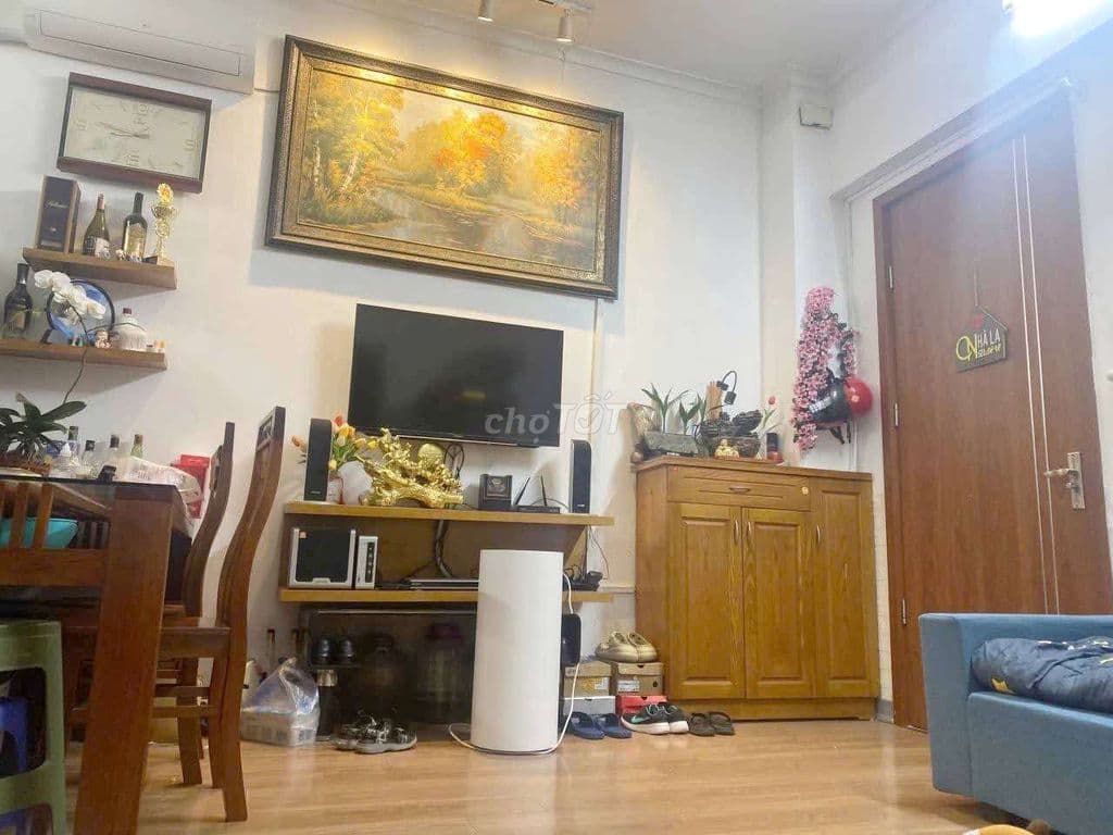 Hơn 3 tỷ Chung cư Đồng Tàu, Hoàng Mai, tầng cao 55m 2PN, view Hồ SĐCC