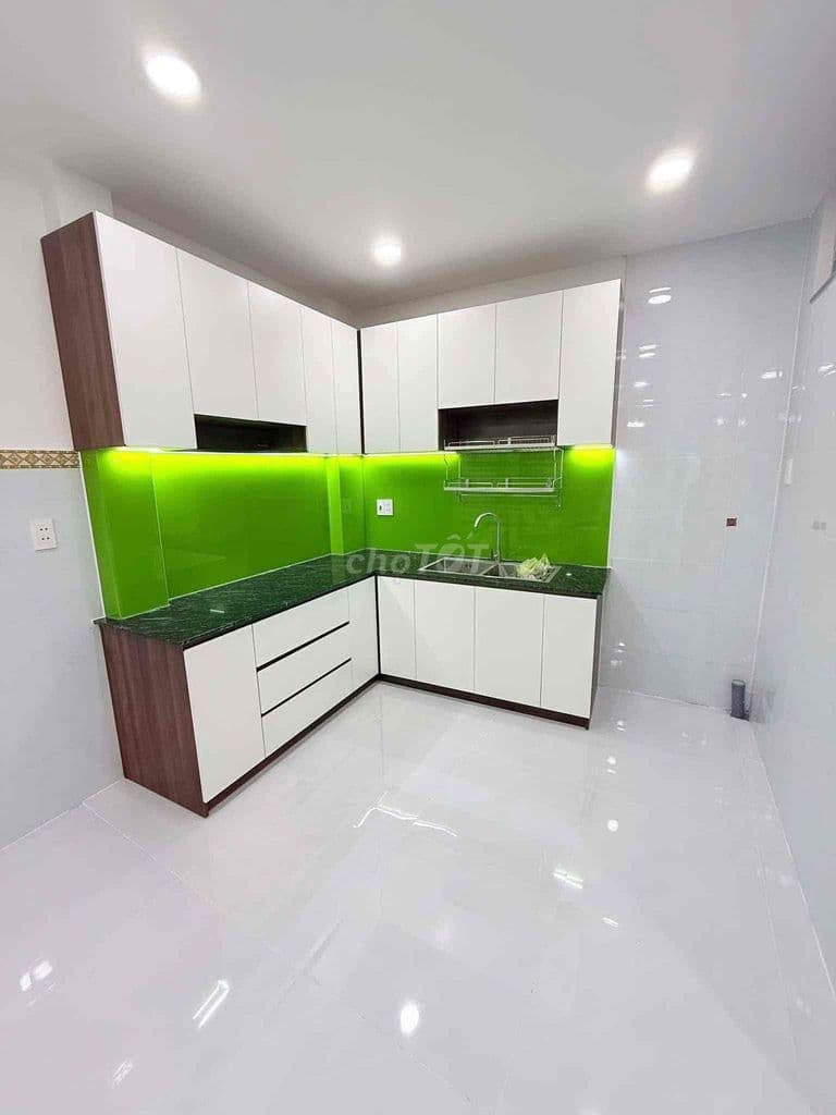 NHÀ VỊ TRÍ ĐẸP - RỘNG 37m2 - Ảnh 3