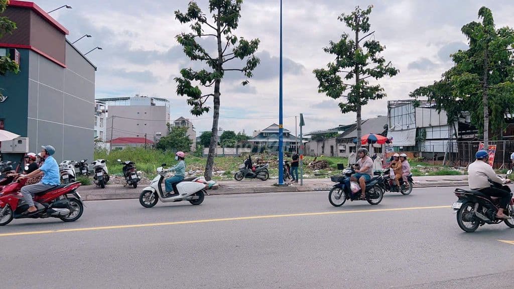 Bán 1935m2 đất Mặt tiền Lê Thị Hà –Rộng 24,2m-Kinh doanh