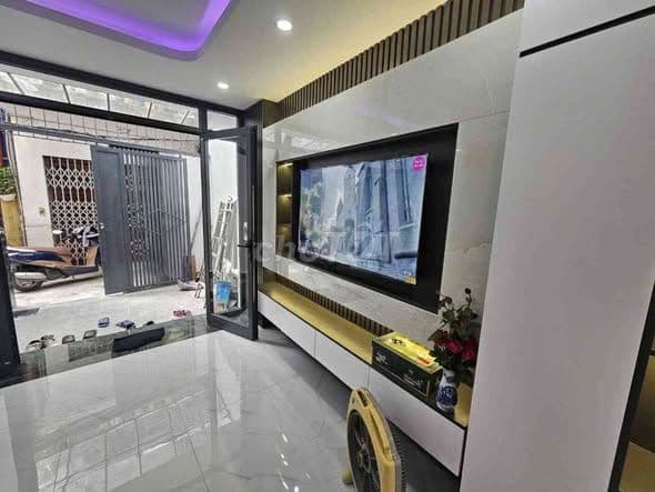 bán nhà phố Đống Đa nội thất cao cấp