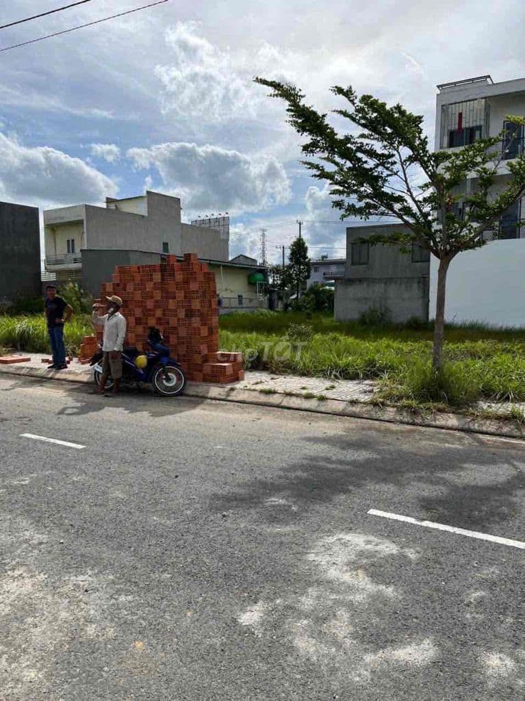 BÁN ĐẤT NỀN