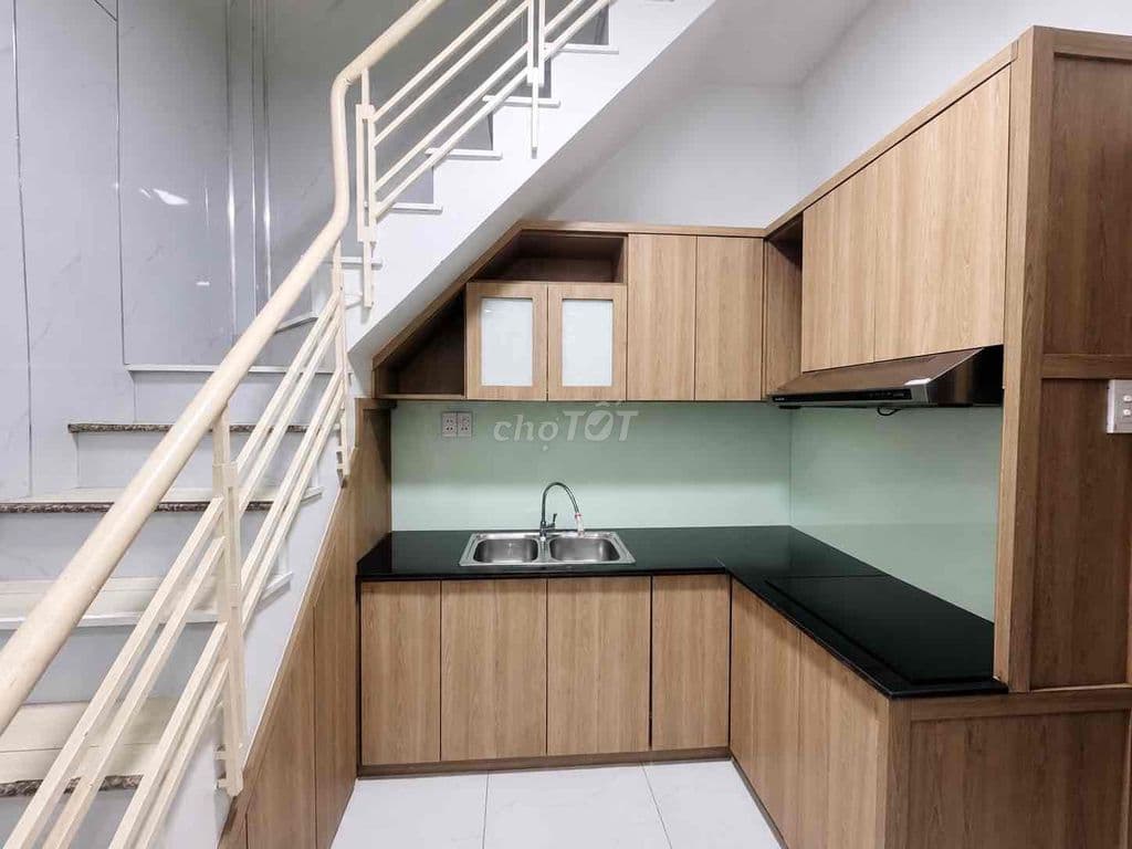 Chỉ 3,xx tỷ - Gần 40m2 - Ở ngay- Vài bước ra mặt tiền Lê Văn Thọ - Ảnh 3
