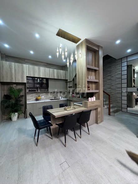 bán nhà Gia Thuỵ 5 tầng mới lô góc thoáng sáng - Ảnh 3