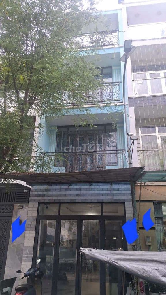 👉Bán Gấp nhà 1trệt 3lầu 4pn 4wc 1bếp.DT 4X17 Sổ hoàn công