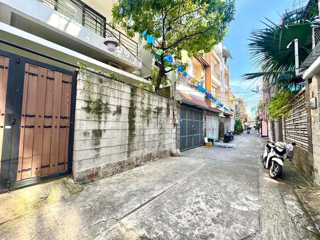 BÁN NHÀ - CÁCH ĐH HUTECH 100m - HẺM XE TẢI - CÓ SẴN DÒNG TIỀN - Ảnh 3