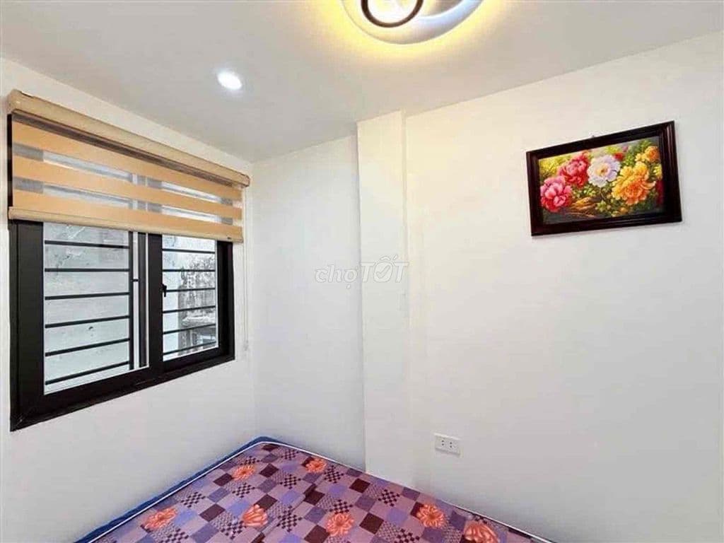 🏠 CHỈ 2 TỶ CÓ NHÀ 4 TẦNG -3 NGỦ TRUNG TÂM ĐỐNG ĐA - HỘ KHẨU XỊN - Ảnh 2