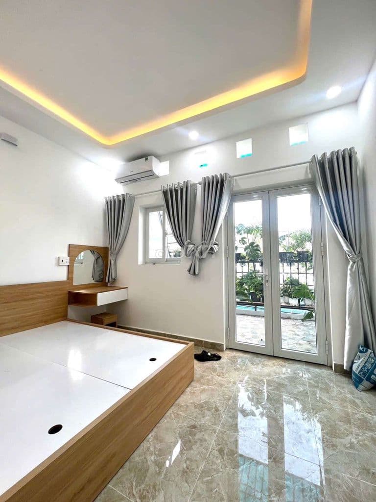 NHÀ HẺM HƠI KẾ BÊN Q7 - Ảnh 3