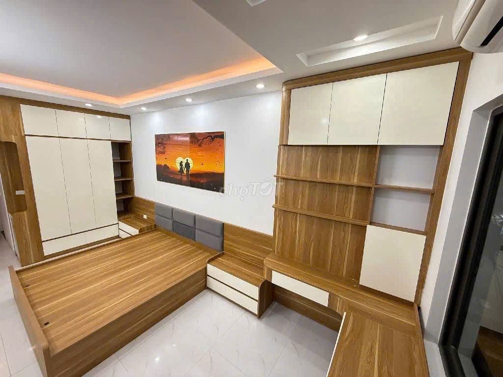 Nhà mới ở ngay 33m , phù hợp gia đình trẻ có ô tô - Ảnh 2