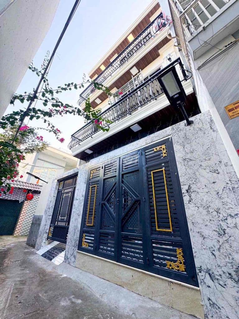 NHÀ PHỐ XÂY DỰNG MỚI ĐỦ NỘI THẤT -HẺM 3,5M HUỲNH TẤN PHÁT PHÚ MỸ HƯNG