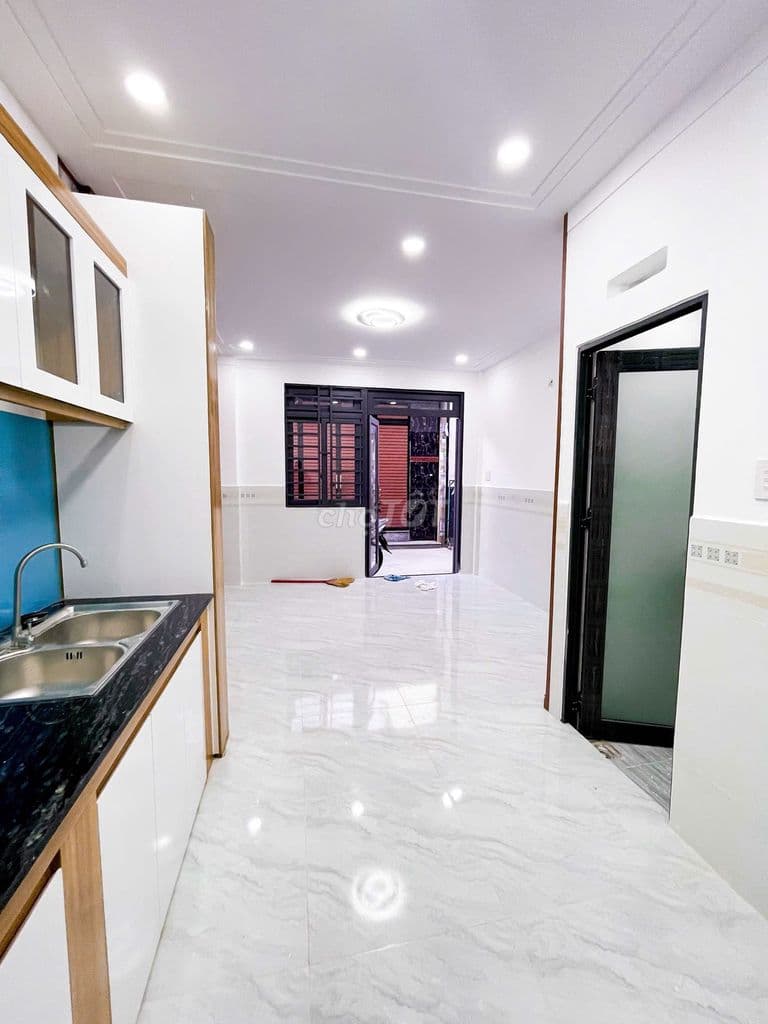 Bán nhà 48m2 Ngay chợ Cầu, Nguyễn Văn Quá - 1 trệt 1 lầu giá 1 tỷ 570