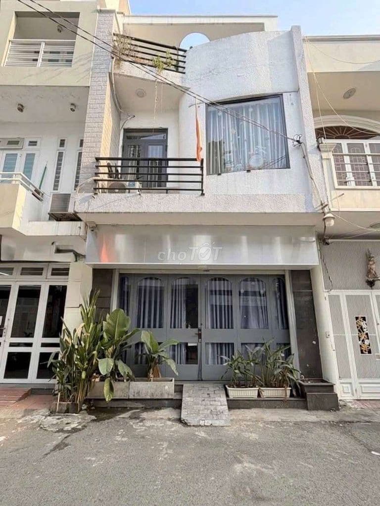Nhà hẻm xe tải 7m, 60m2, 3 tầng Phan Văn Trị, chỉ 11,9 tỷ