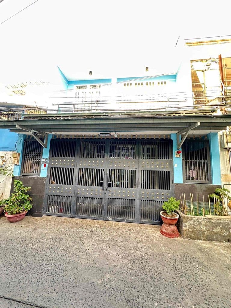 NHÀ NGAY PHAN ANH - HẺM 5M XE HƠI VÀO NHÀ 123M2 (6.8X20M) 2 TẦNG 3PN