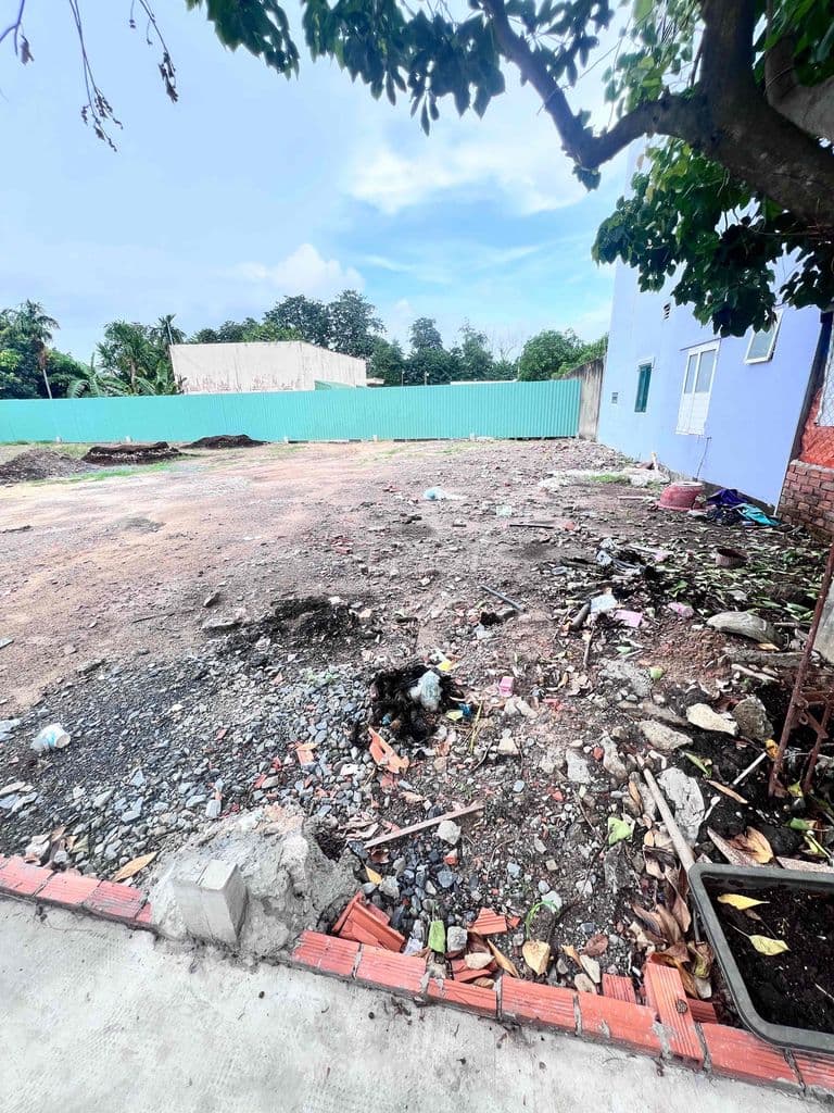 ĐẤT GIÁ RẺ. SHR. DT: 4 x 17.5m2. Giá: 3.95 tỷ