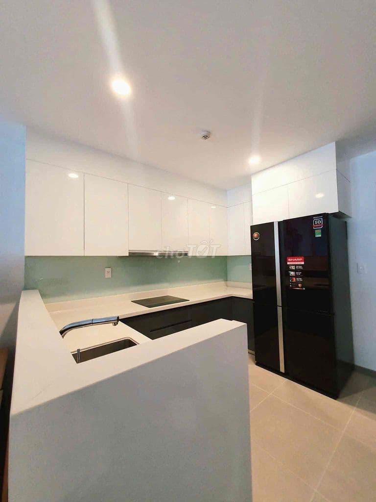 Căn hộ 2PN 2WC 90m2 đầy đủ nội thất The Gold View