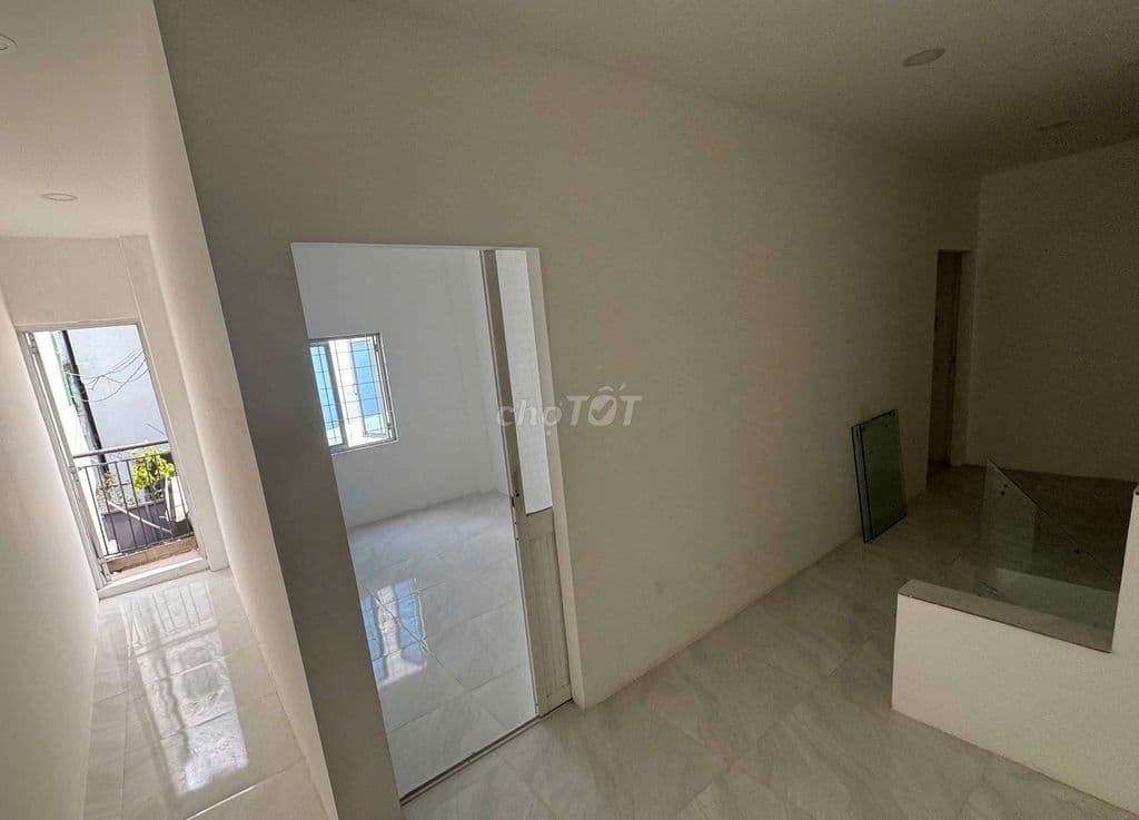 NHÀ HẺM NGUYỄN VĂN LUÔNG 6 X 7M TRỆT 2 TẦNG 3PN 2WC GẦN CHỢ PHÚ LÂM
