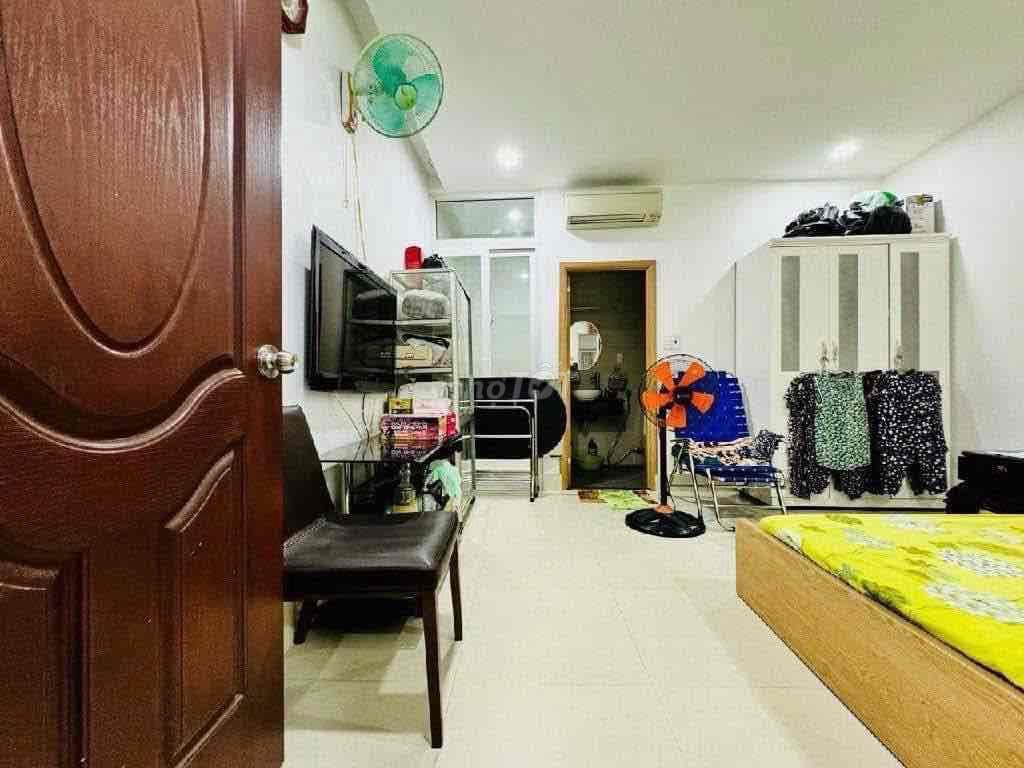 Nhà 3Lầu 40m2 5phòng gần Mặt Tiền Không Lộ Giới