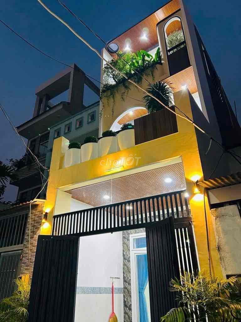 83m2(3.6x23), 3 tầng full nội thất, hẻm xe hơi, đường 3 BHH Bình Tân