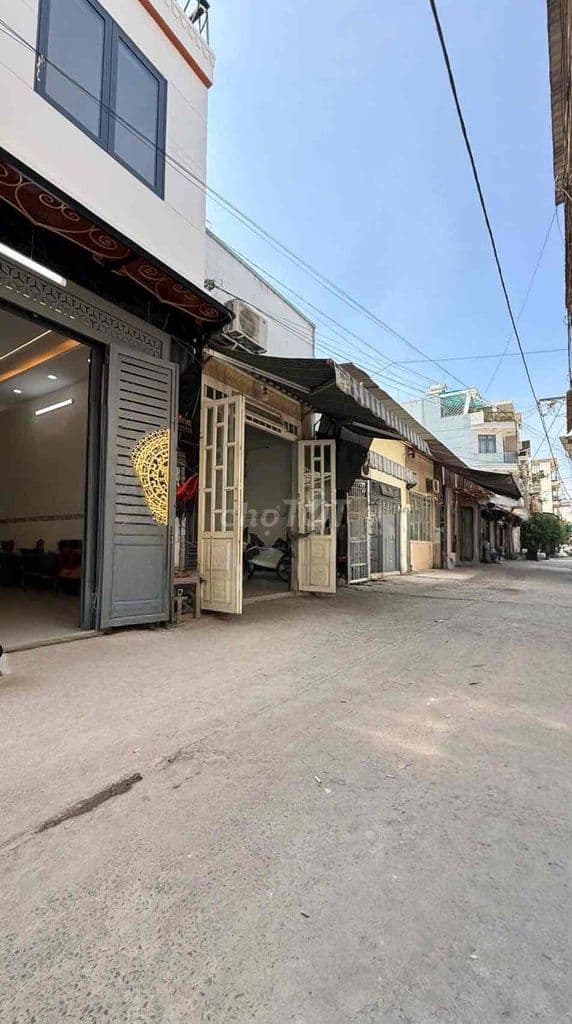 Nhà mới ngay chợ Gò Xoài, hẻm oto 6m, 4x12, 2PN 2WC Nhỉnh 4.x tỷ - Ảnh 2