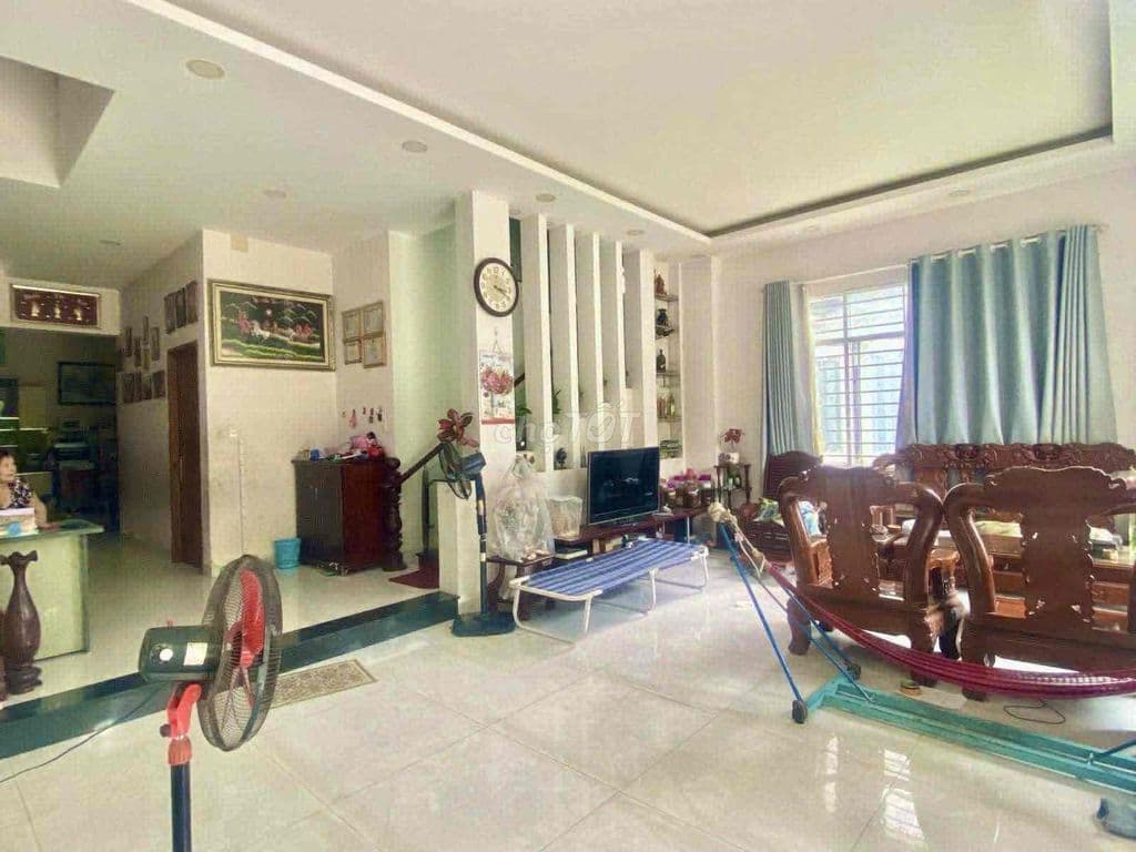 BIỆT THỰ 321.8 M2 CẠNH KDC BỘ CÔNG AN QUẬN 7 NGANG 10 DÀI 32 CHỈ 16 TỶ - Ảnh 2