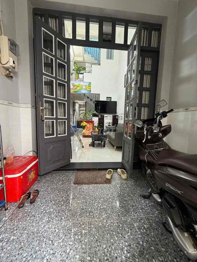 Bán nhà 4 tầng hẻm xe hơi sát MT Nguyễn Duy P10Q8 - Ảnh 3