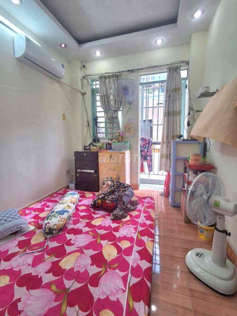 CHỈ NHỈNH 2 TỶ CÓ HỘ KHẨU NHÀ P2 TÂN BÌNH. - Ảnh 3