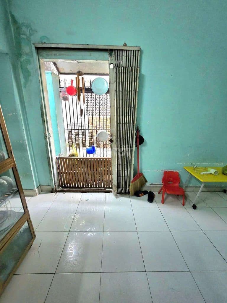 Nhà 2 tầng đường QUỐC LỘ 1A, phường TÂN THỚI HIỆP Q12 dt 60,4m2