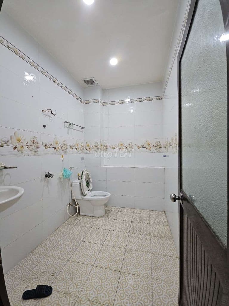 Nhà mặt tiền nội bộ giá siêu tốt 2 lầu P5 Quận8 - Ảnh 3